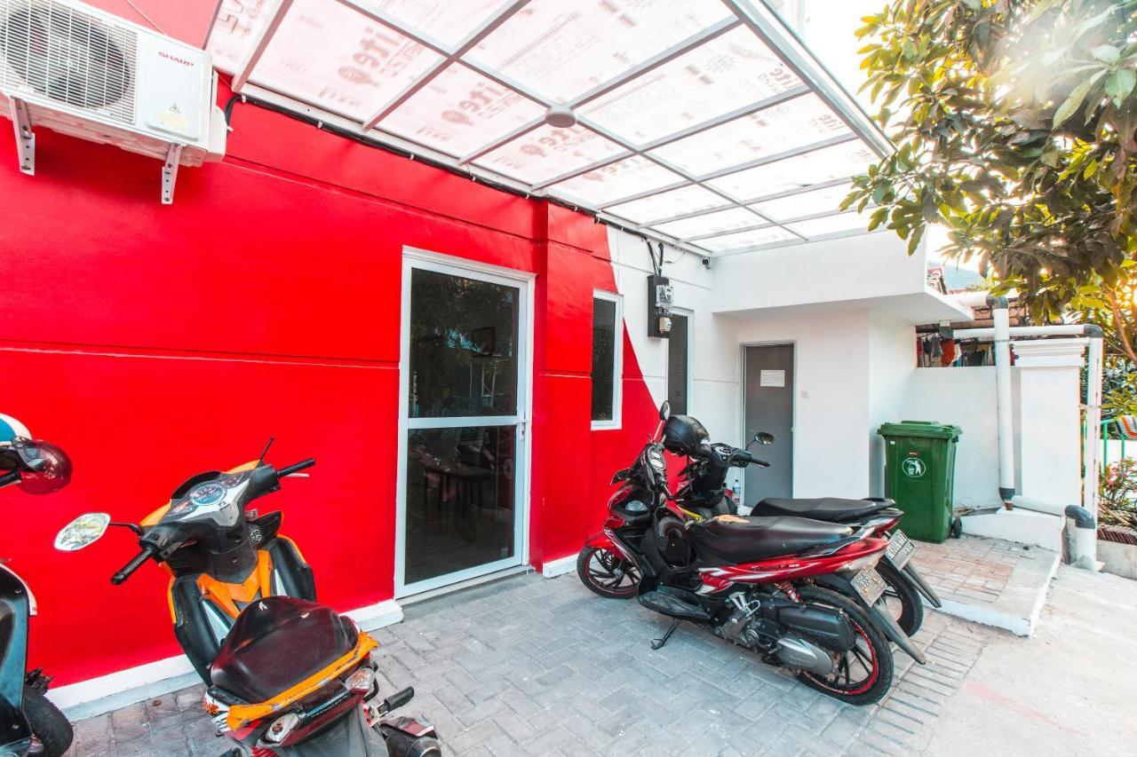 Oyo 907 Wisma Cakung Dżakarta Zewnętrze zdjęcie