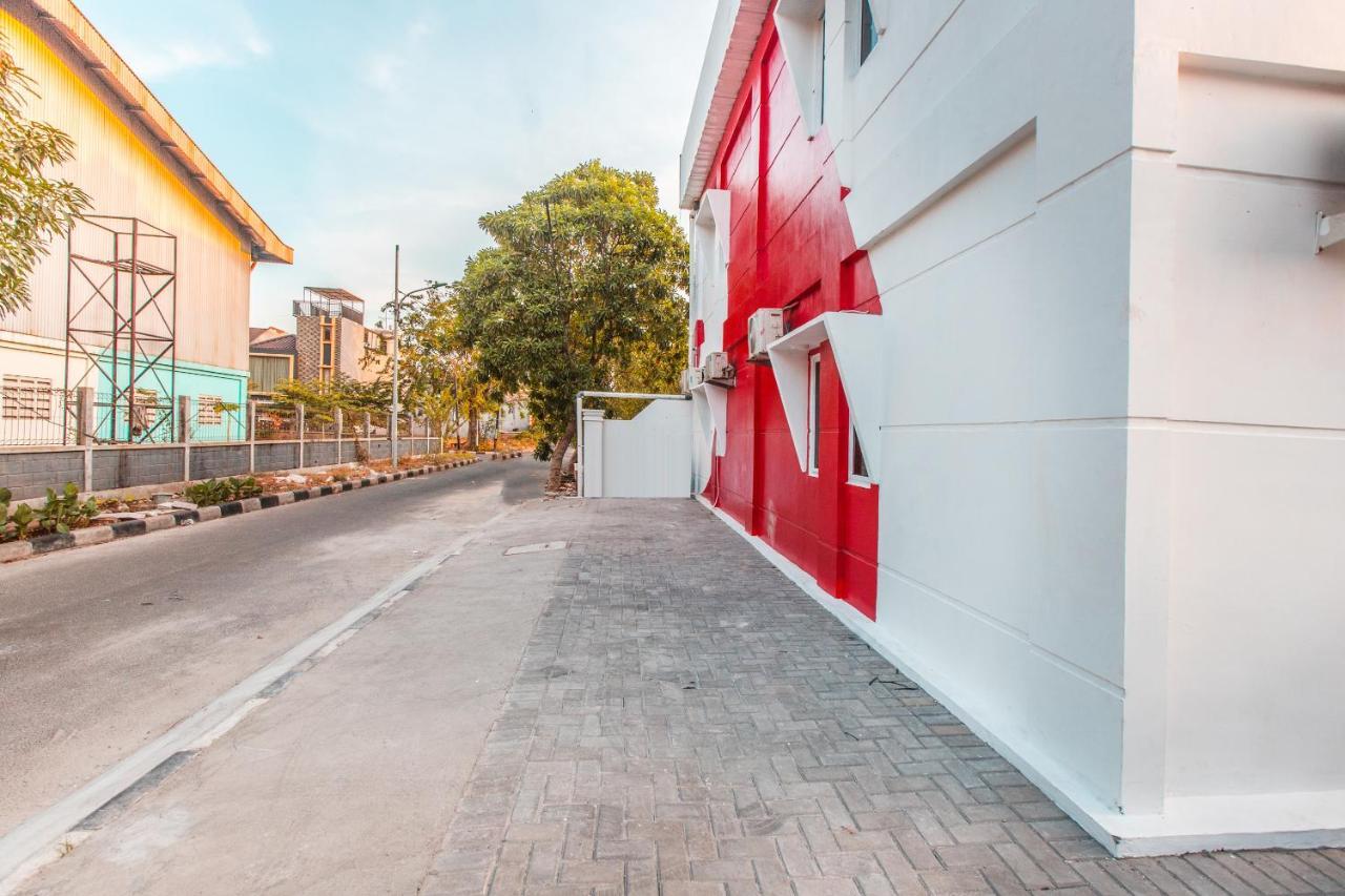 Oyo 907 Wisma Cakung Dżakarta Zewnętrze zdjęcie